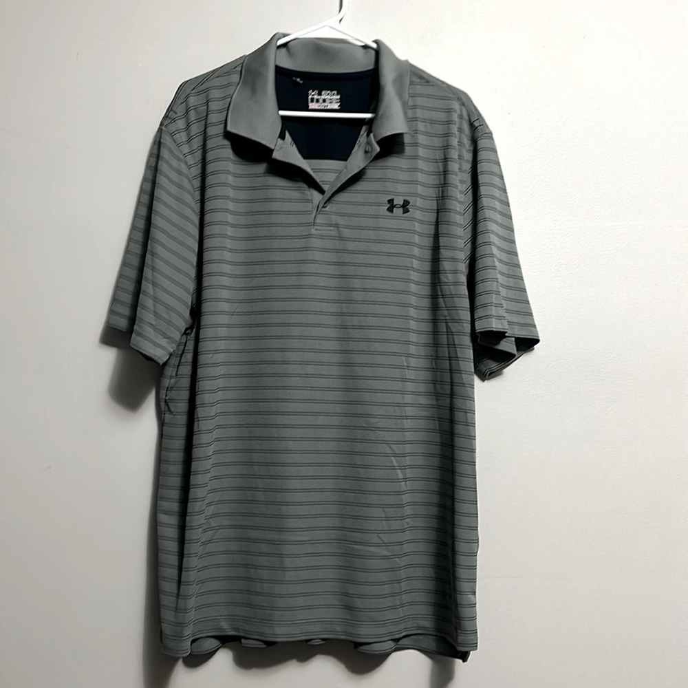 Under Armour loose heat gear polo gray striped 2XL